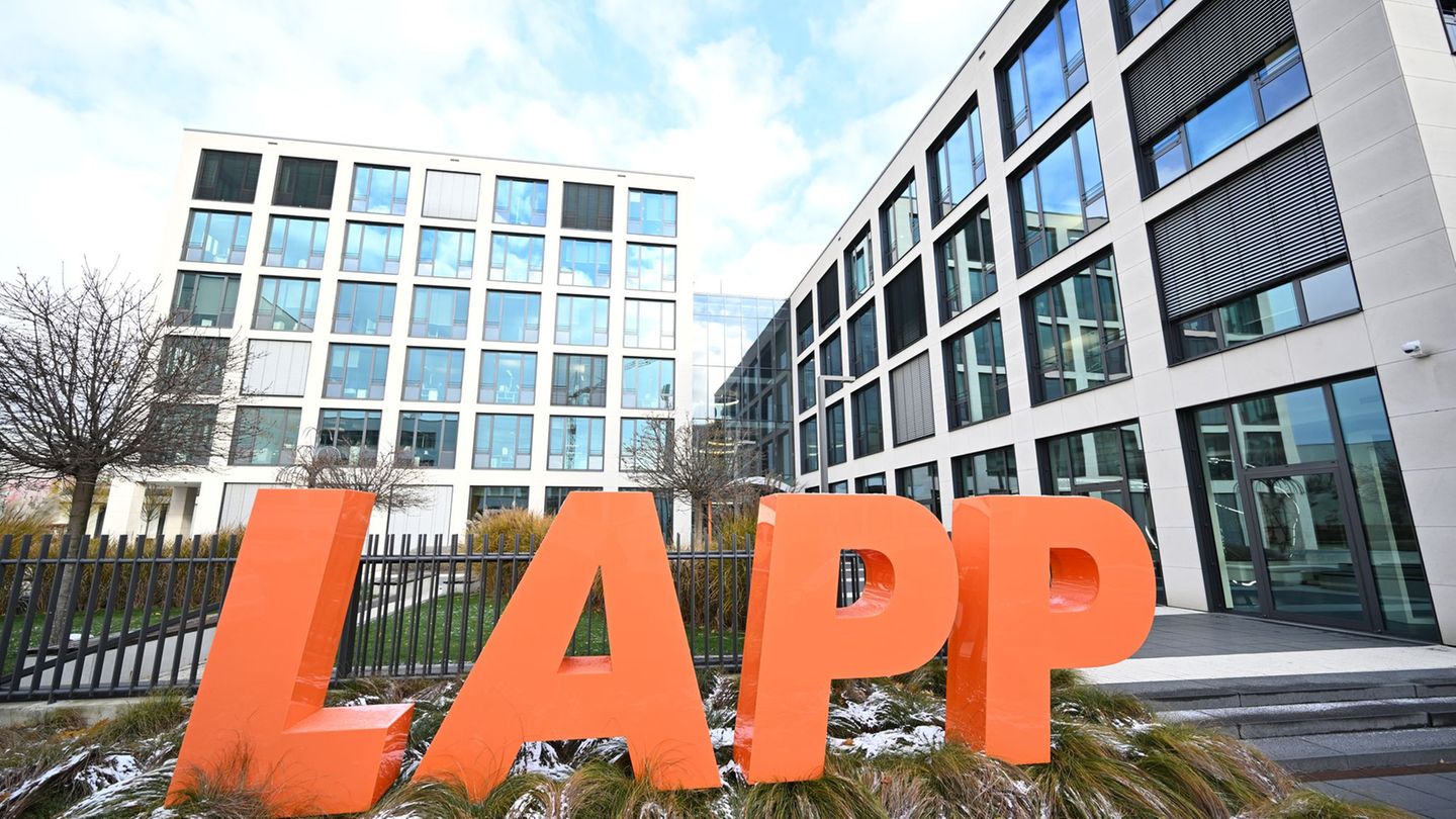 Der Kabelhersteller Lapp ist im Geschäftsjahr 2025 leicht gewachsen. (Archivbild) Foto: Bernd Weißbrod/dpa