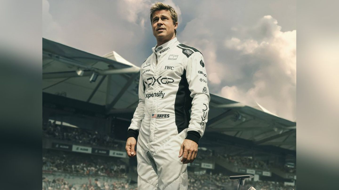 Brad Pitt spielt in "F1" den erfahrenen Rennfahrer Sonny Hayes, der nach langer Abwesenheit mit dem fiktiven Team APXGP in die