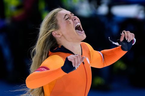 Jutta Leerdam aus den Niederlanden jubelt nach dem Gewinn der Goldmedaille