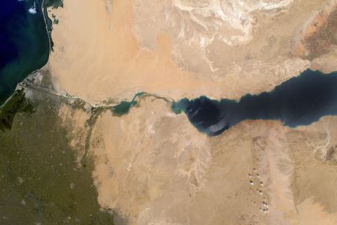 Der Verband Deutscher Reeder (VDR) fordert eine Verlängerung des militärischen Schutzes von Handelsschiffen im Nahen und Mittler