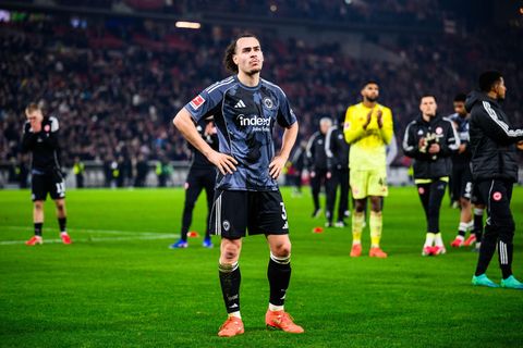 Arthur Theate fehlt Eintracht Frankfurt vorerst. (Archivbild) Foto: Tom Weller/dpa