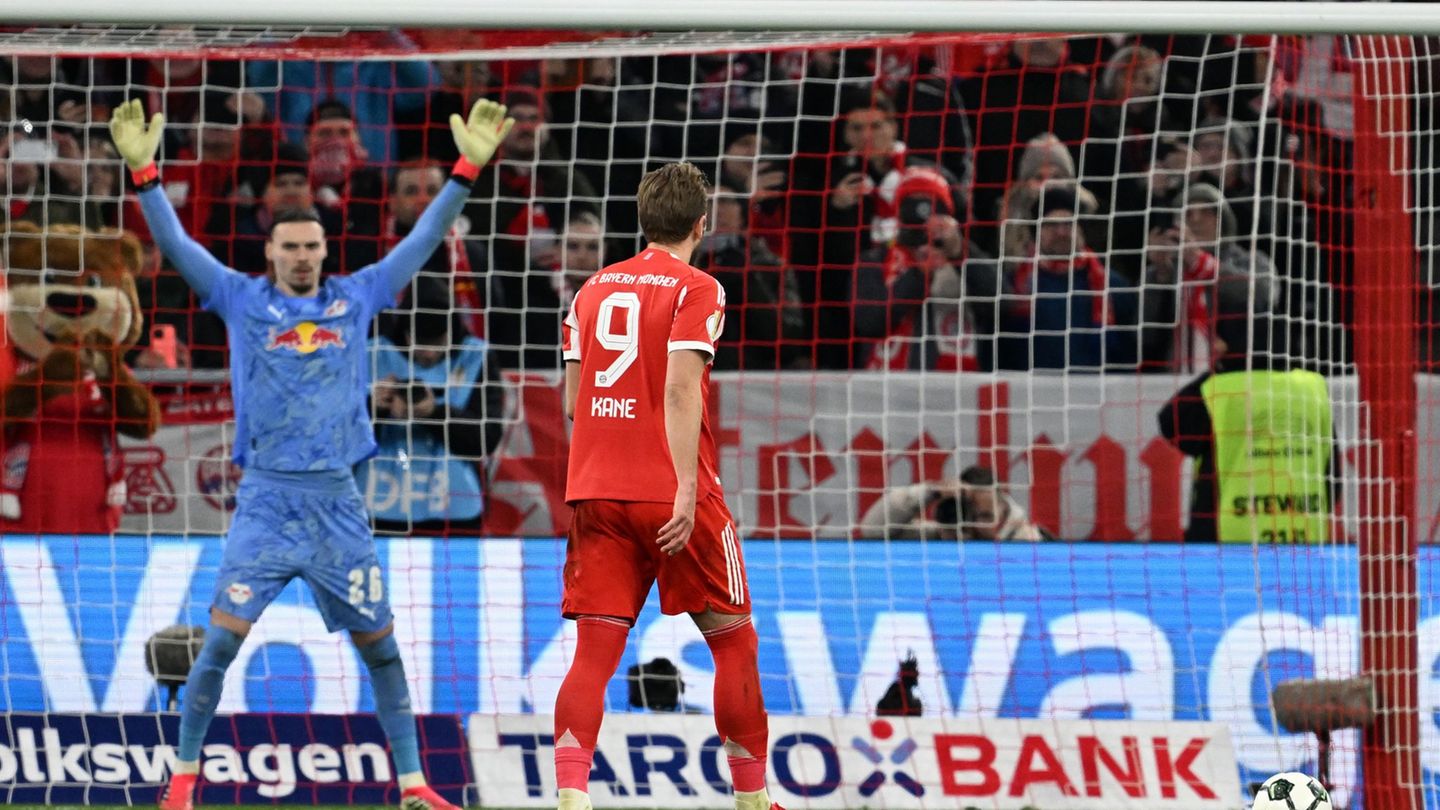 Harry Kane ist vom Punkt mal wieder Extraklasse. Foto: Sven Hoppe/dpa