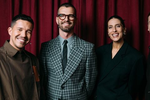 Wer wird Joko Winterscheidt (2.v.l.) dieses Mal die Show stehlen können?