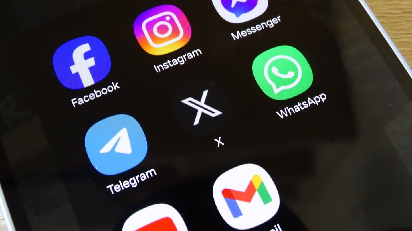 Zu Messenger-Diensten und Suchmaschinen gibt es Alternativen, die Nutzerinnen und Nutzern mehr digitale Unabhängigkeit bieten.