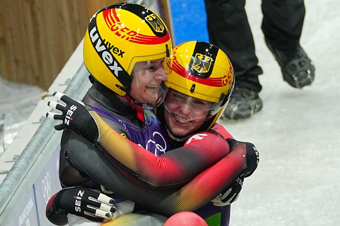 Olympische Spiele: Silber für Dajana Eitberger und Magdalena Matschina im Rodel-Doppelsitzer