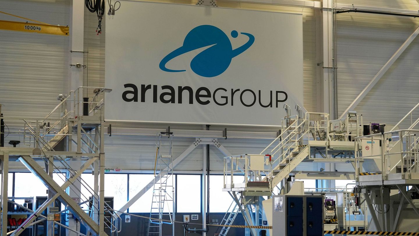Ein Werk des Raketenherstellers Ariane Group in Frankreich. Foto: Thibault Camus/AP/dpa