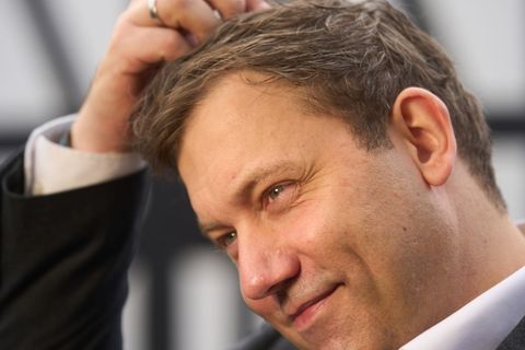 Vizekanzler Lars Klingbeil ist bekennender Serienfan. (Archivbild) Foto: Thomas Frey/dpa