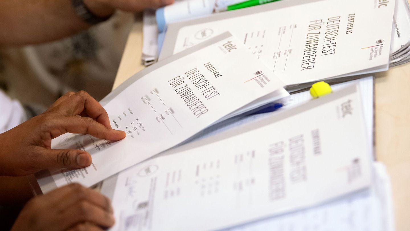 Sachsens Sozialministerin Petra Köpping (SPD) hält Einschränkungen bei den Integrationskursen für ein fatales Signal (Symbolbild