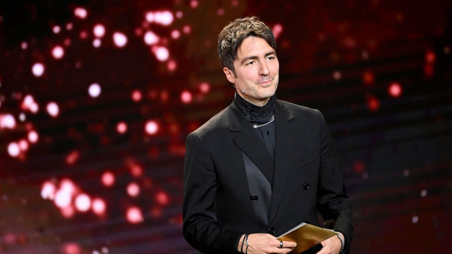 Ilker Çatak wurde mit seinem Film "Das Lehrerzimmer" für einen Oscar nominiert. (Archivbild) Foto: Sebastian Christoph Gollnow/d