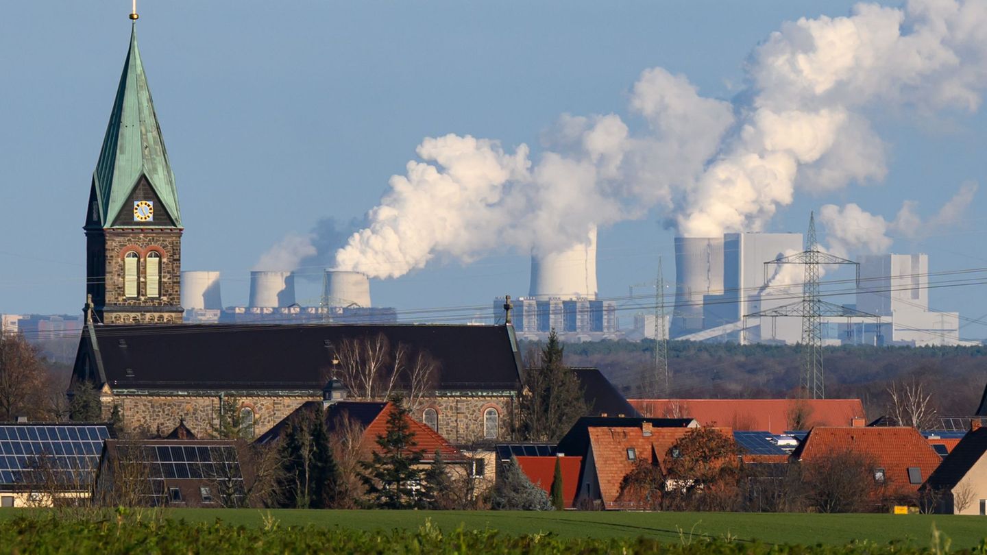 In der Oberlausitz sorgt man sich um einen erfolgreichen Strukturwandel. (Archivbild) Foto: Robert Michael/dpa