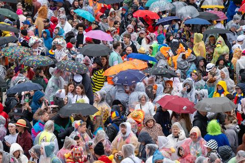Bunte Kostüme machen die närrische Zeit aus. Foto: Florian Wiegand/dpa