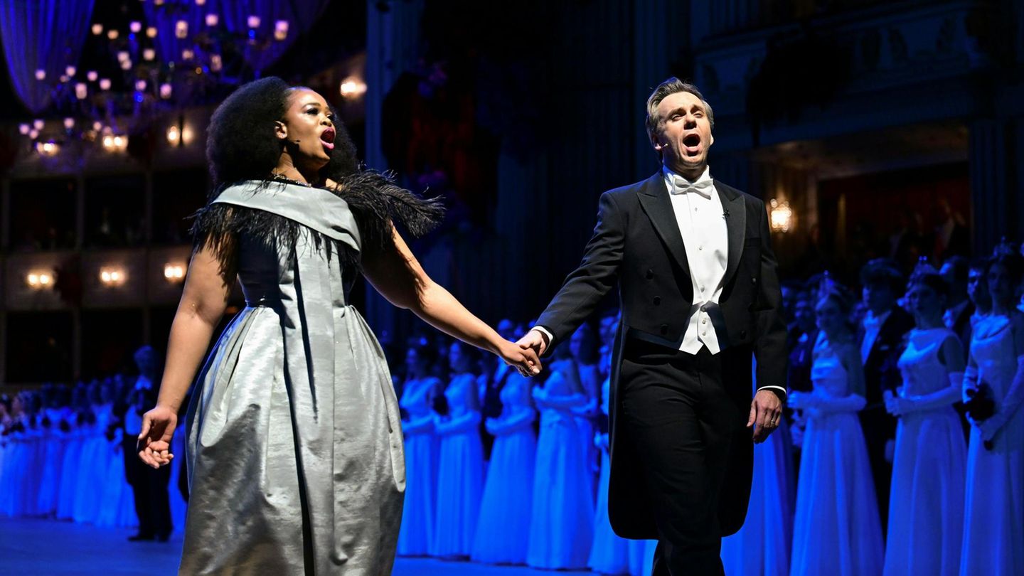 Pretty Yende und Opernsänger Benjamin Bernheim bei ihrem gemeinsamen Auftritt in der Wiener Staatsoper