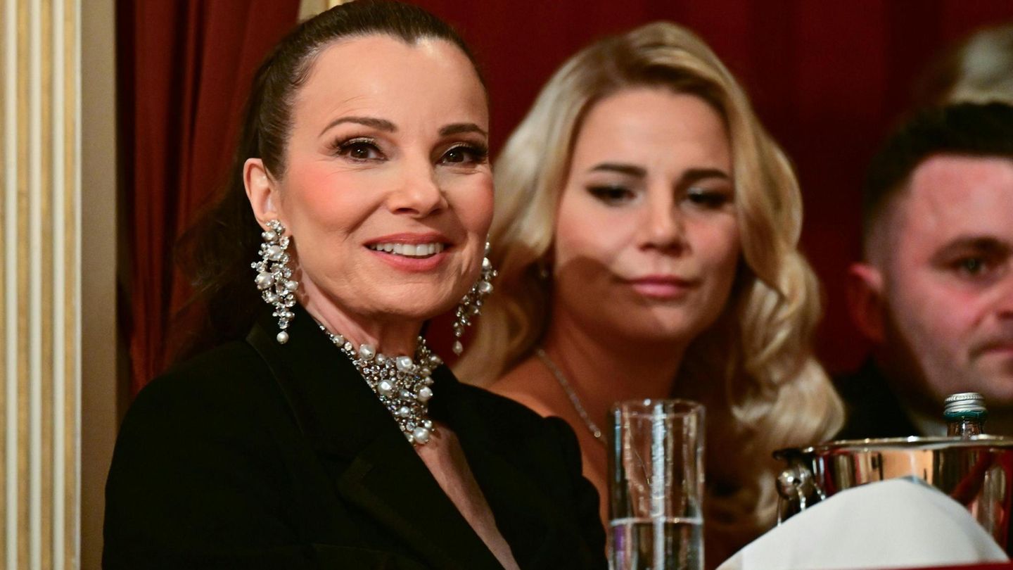 Auch die "Nanny", US-Schauspielerin Fran Drescher (l.), amüsierte sich in Wien.