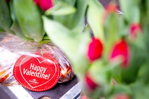 Der Handelsverband rechnet mit Einbußen im Vergleich zum Vorjahr. (Symbolbild) Foto: Sina Schuldt/dpa