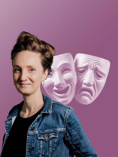 Montage zeigt Helen Bömelburg vor zwei Karnevalsmasken