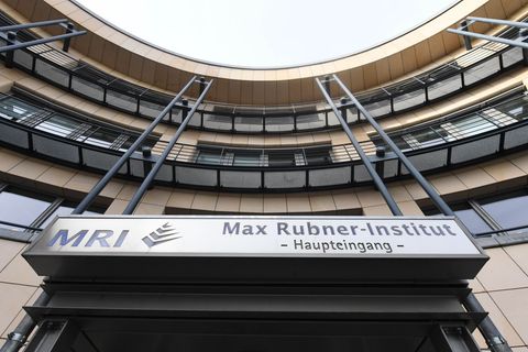 Die Zentrale des Instituts in Karlsruhe. (Symbolbild) Foto: Uli Deck/dpa