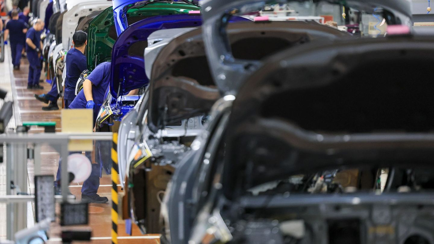 Die deutsche Wirtschaft muss nach einer Studie von Edelman mit einer tiefgreifenden Vertrauenskrise in der Bevölkerung klarkomme