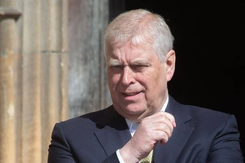 Andrew Mountbatten-Windsor hat offenbar weit mehr als eine "Mrs Windsor" in den Palast bringen lassen.