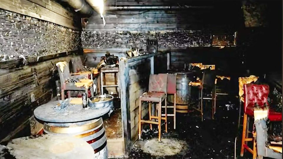 Die Bar in Crans-Montana einen Tag nach der Brandkatastrophe.