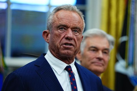 US-Gesundheitsminister Robert F. Kennedy Jr. hält eine Rede
