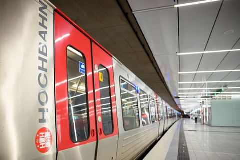 Mit "Wellenstreiks" will Verdi den Druck auf die Arbeitgeber erhöhen und die Fahrgäste möglichst wenig belasten. (Archivbild) Fo