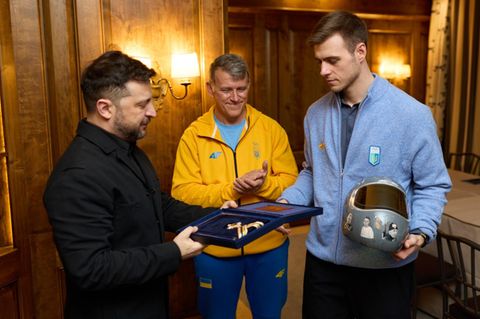 Selenskyj verleiht Skeleton-Piloten nationalen Freiheitsorden