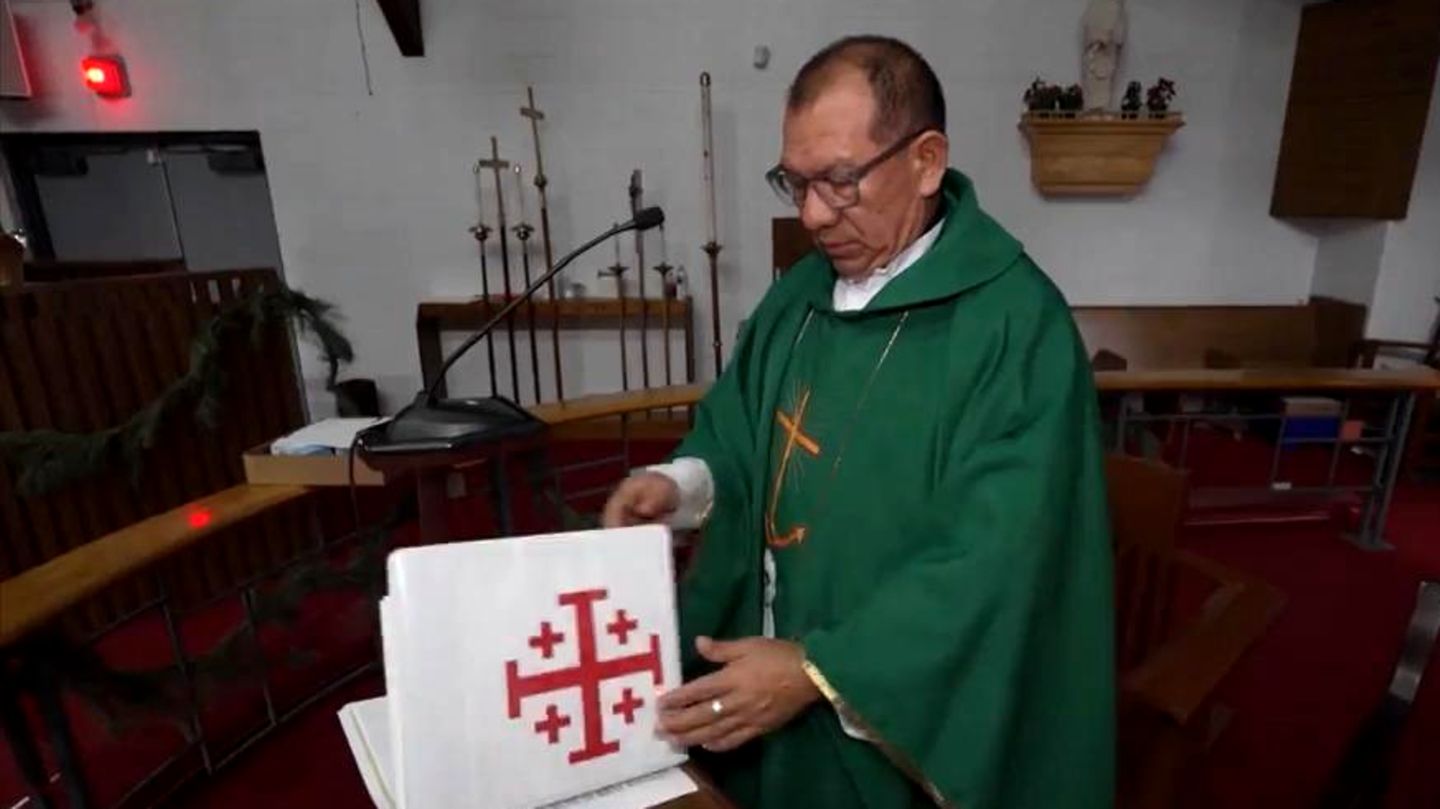 Hyattsville: Pfarrer übernimmt wegen Angst vor ICE Sorgerecht für 26 Kinder