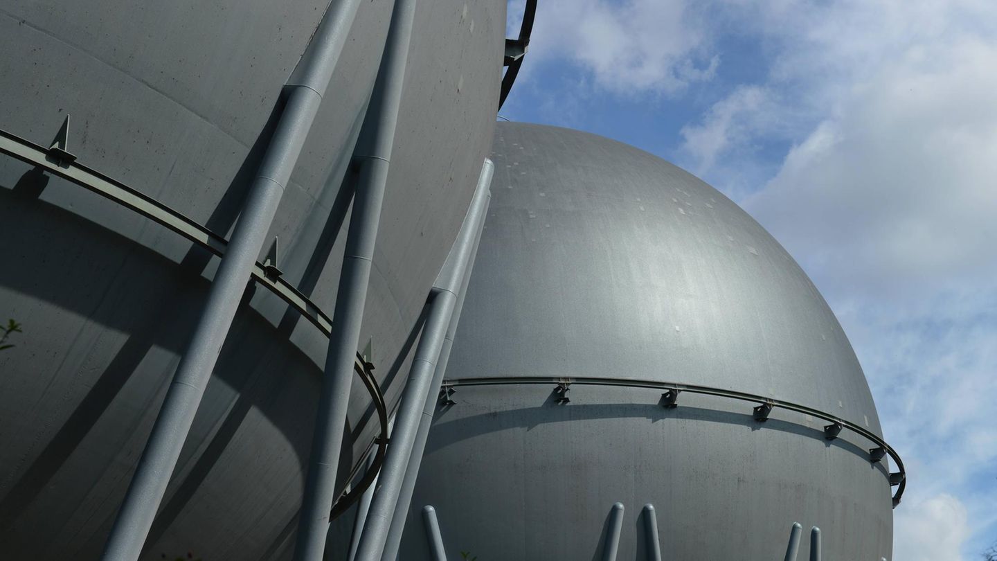 Energie: Deutschlands Gasspeicher Füllstand niedrig: Droht der Gasnotstand?