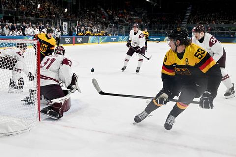 Deutschland verliert gegen Lettland Foto: Peter Kneffel/dpa