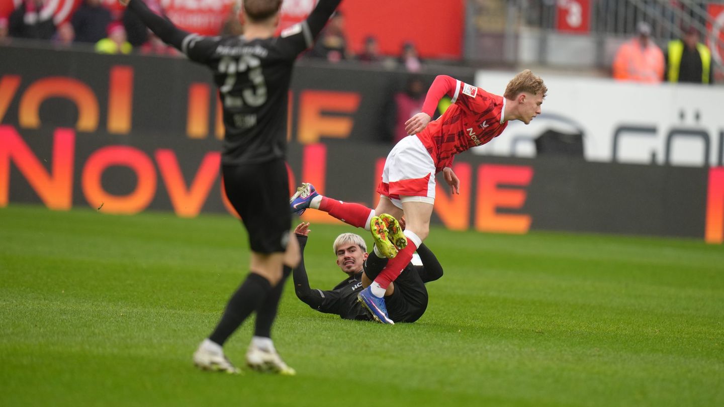 2. Fußball-Bundesliga: Pflichtsieg: Kaiserslautern gewinnt 1:0 gegen Fürth
