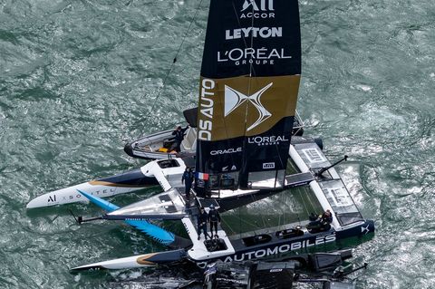 Beim SailGP in Auckland kollidierte das Team aus Neuseeland mit dem französischen Boot. Foto: Simon Bruty For SailGP/AAP/dpa