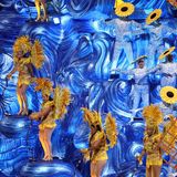 Rio de Janeiro, Brasilien. In der brasilianischen Metropole hat der weltberühmte Karneval mit Umzügen im Sambodrom begonnen. Mehrere Sambaschulen zogen unter sternenklarem Nachthimmel bei knapp 30 Grad mit bunten Wagen und Konfetti durch die von Tribünen gesäumte Straße. Der Karneval von Rio gilt als größte Party der Welt, die Stadtverwaltung rechnet mit insgesamt acht Millionen Menschen in der Stadt.