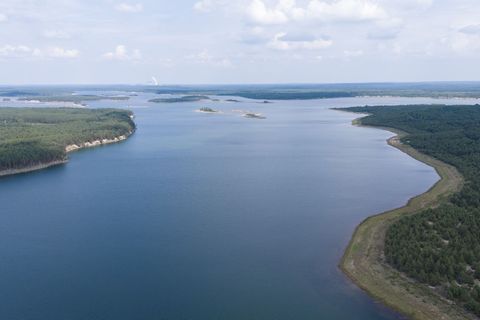 Die Oberlausitzer Heide- und Teichlandschaft wurde 1996 offiziell als Biosphärenreservat anerkannt. Foto: Sebastian Kahnert/dpa