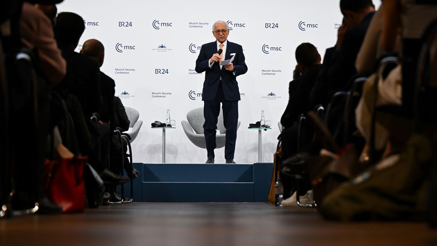 Wolfgang Ischinger bleibt vorerst der Leiter der Münchner Sicherheitskonferenz. Wann Ex-Nato-Generalsekretär Stoltenberg sein Am