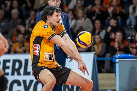 Nolan Flexen sammelte eifrig Punkte für die BR Volleys. (Archivbild) Foto: Andreas Gora/dpa
