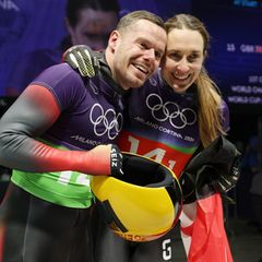 Jacqueline Pfeifer und Christopher Grotheer von Team Deutschland feiern ihren Olympia-Erfolg