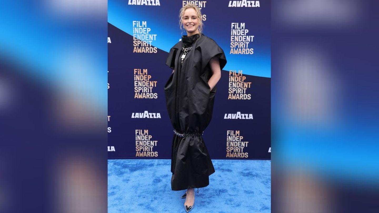 Schauspielerin Nina Hoss überrascht bei den Spirit Awards in Kalifornien.