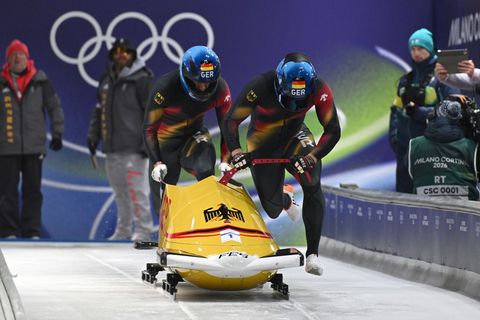 Johannes Lochner (Pilot) und Georg Fleischhauer (Deutschland) legten gleich im ersten Lauf Start- und Bahnrekord hin. Foto: Robe