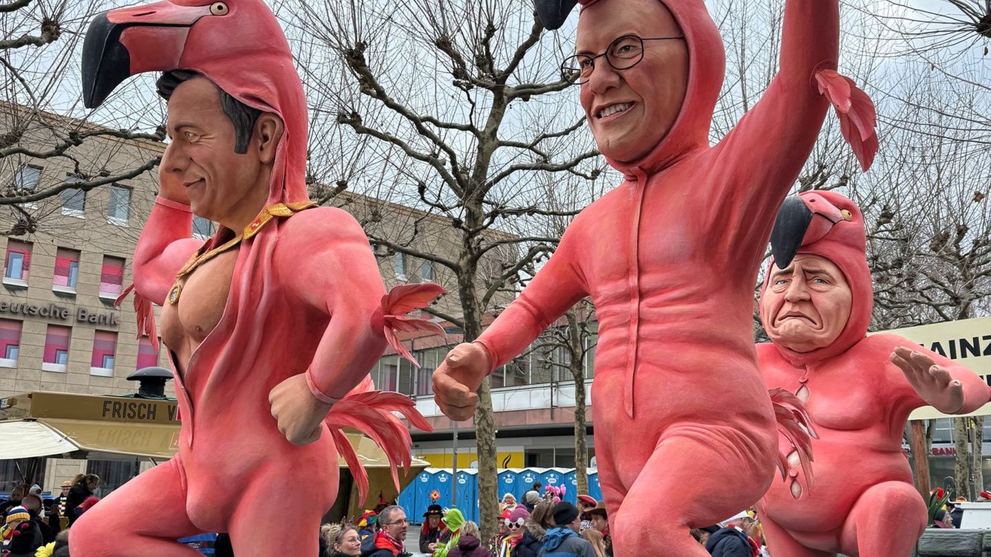 Politiker in Pink: Der Mainzer Oberbürgermeister Haase, der frühere Oberbürgermeister Ebling und der ehemalige Finanzdezernent d