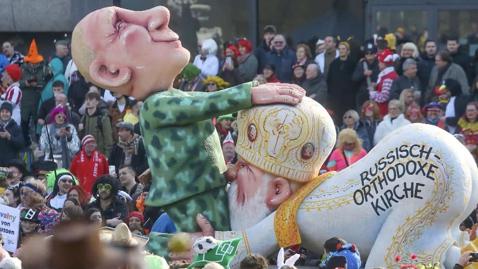 Dieser Karnevalswagen regt Putin schrecklich auf
