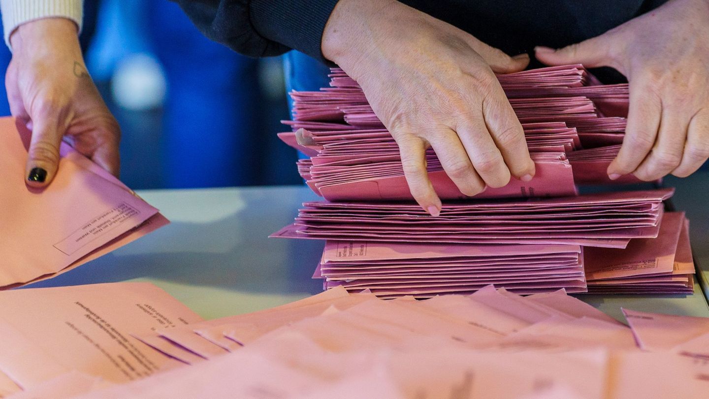 Wahl im September: Rund 22.000 Wahlhelfer für Landtagswahl gesucht