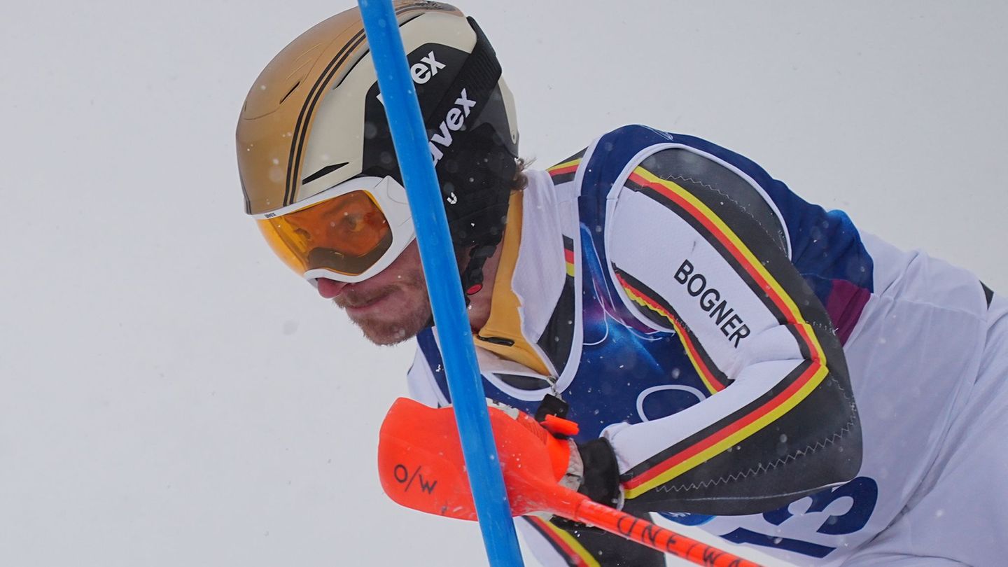 Olympische Winterspiele: Nach Schnee-Chaos: Straßer verpasst Slalom-Medaille