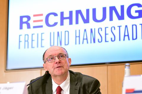 In Sachen Haushaltsführung ist der Hamburger Senat laut Rechnungshofpräsident Manfred Jäger kein Musterschüler. Foto: Daniel Boc