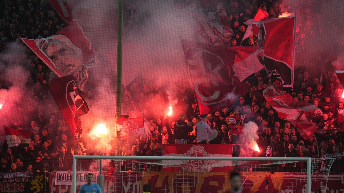 2. Bundesliga: Mindestens 120 Bengalos: Geldstrafe für FCK