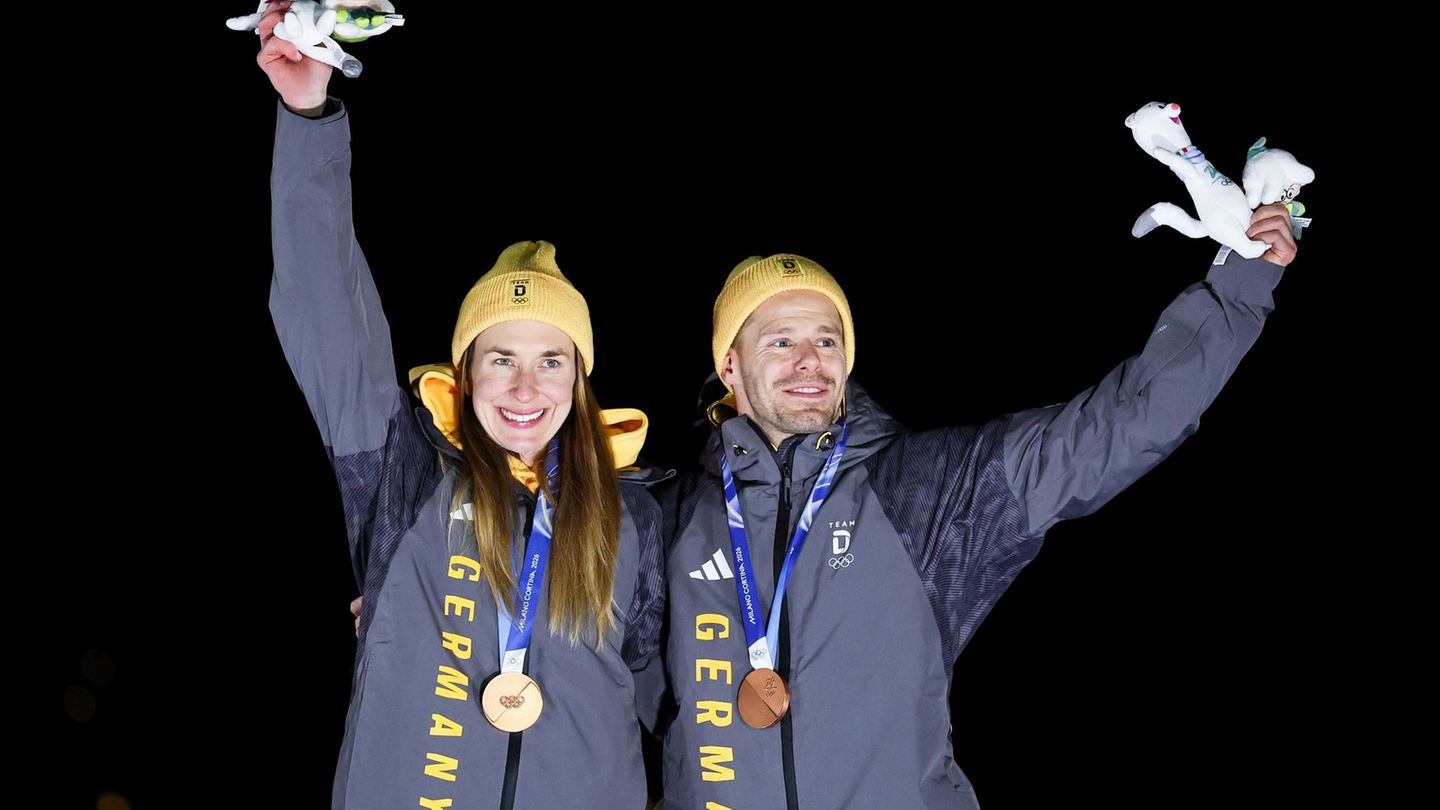 Olympische Spiele: Jacqueline Pfeifer und Christopher Grotheer holen Bronze im Mixed