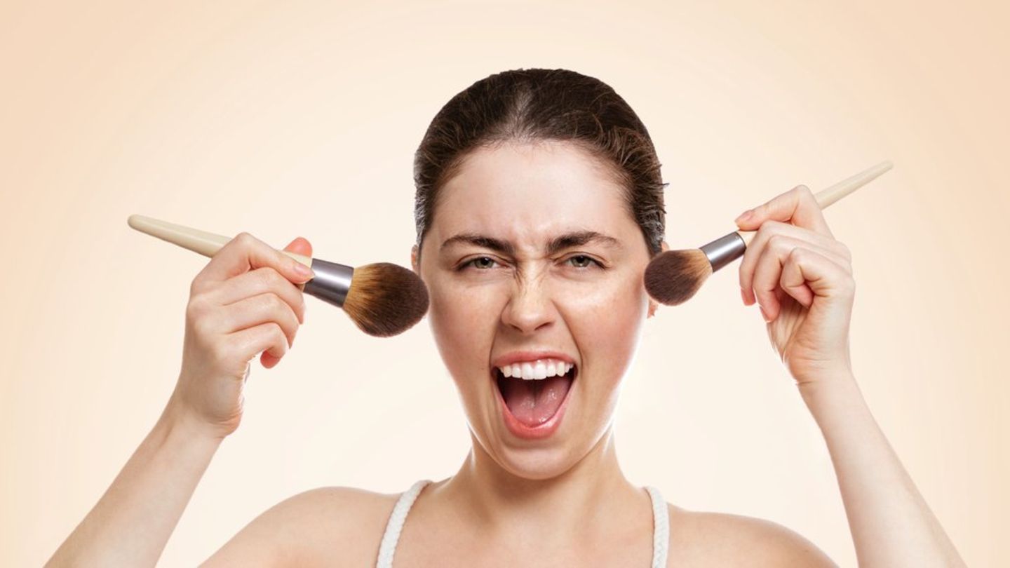 Make-up krümelt: So vermeidet man Pilling