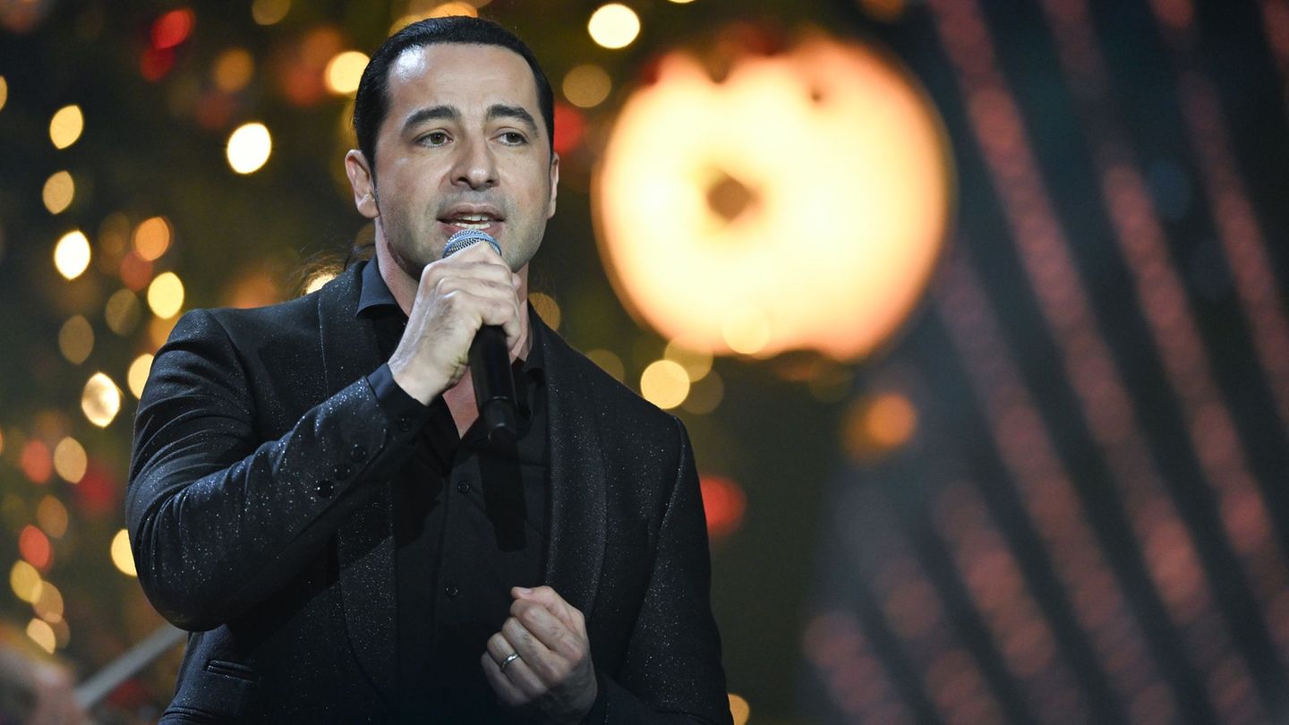 Bis Ende 2027 tourt Bülent Ceylan durch Deutschland, Österreich, Italien und die Schweiz. (Archivbild) Foto: Hendrik Schmidt/dpa