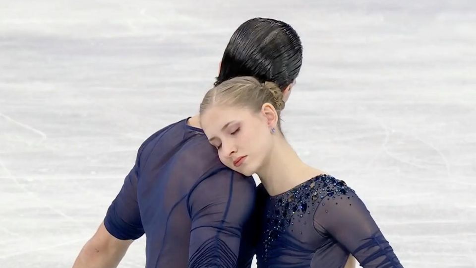 Deutsche Eiskünstläufer Minerva Hase und Nikita Volodin