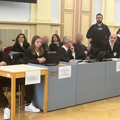 Unter anderem wegen Menschenraubs und Erpressung wurden sieben Tatverdächtige nun verurteilt. (Archivbild) Foto: Tatjana Bojic/d