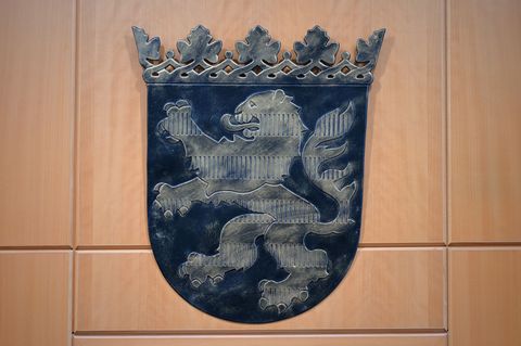 Die Angeklagten äußerten sich nicht zu den Vorwürfen. Foto: Michael Brandt/dpa